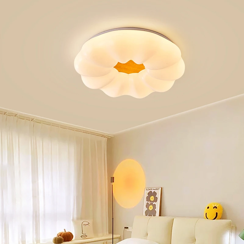 【坤德】中山灯具卧室灯吸顶灯简约奶油风北欧书房间灯木纹2025新款