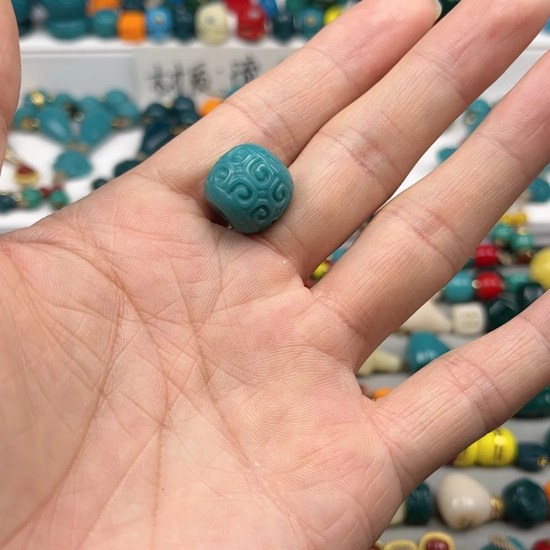 【闪购商品】琉璃颈饰心*卡16