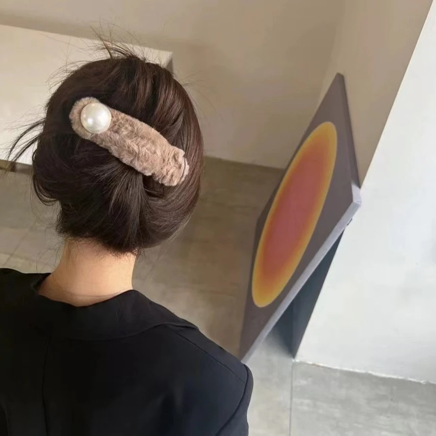 亚克力发饰 大号毛绒鸭嘴夹懒人夹后脑勺发卡女高级珍珠抓夹秋冬