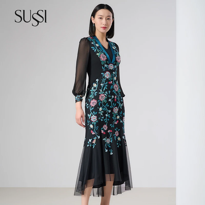 SUSSI/古色商场同款黑色复古泡泡袖刺绣中长款连衣裙女
