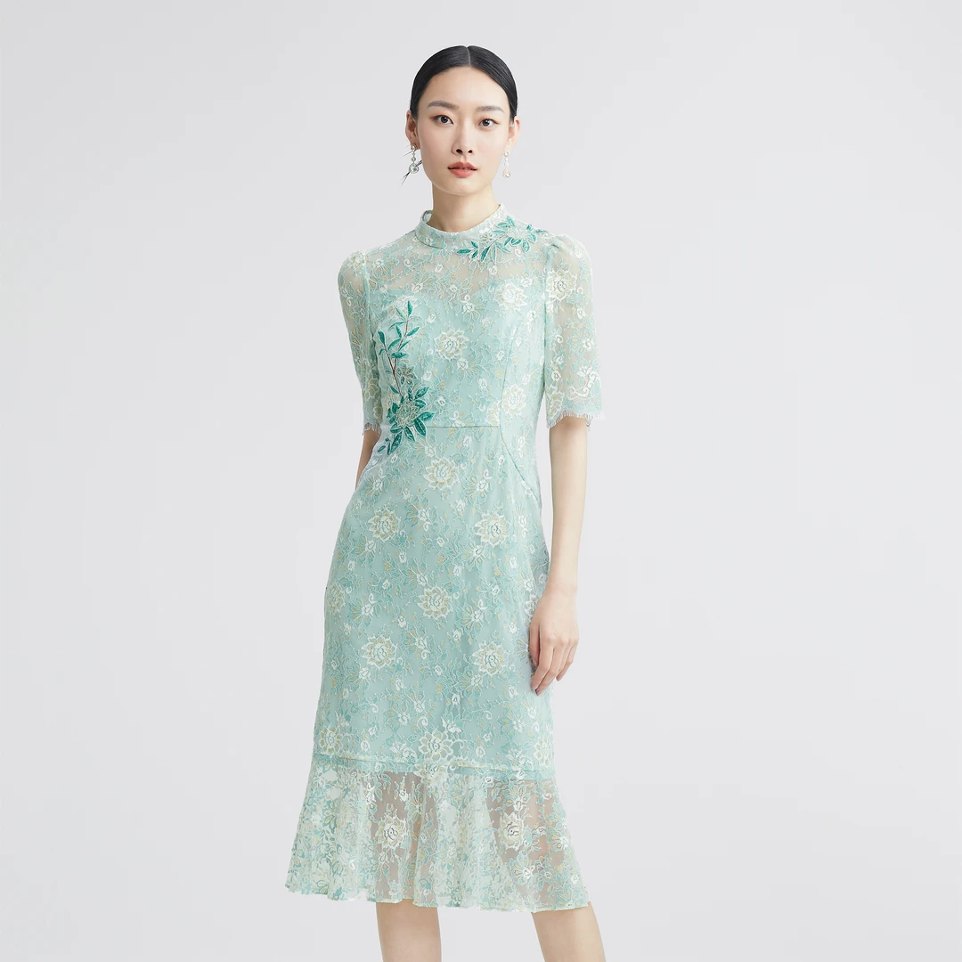 SUSSI/古色立领泡泡短袖贴花鱼尾蕾丝连衣裙度假穿搭