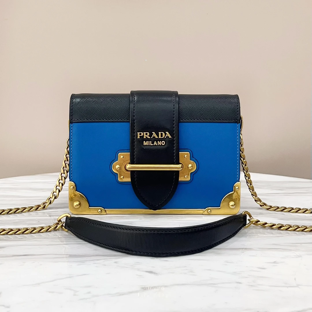 99新 Prada/普拉达 蓝拼黑宫廷链条包98新 尺寸18*12
