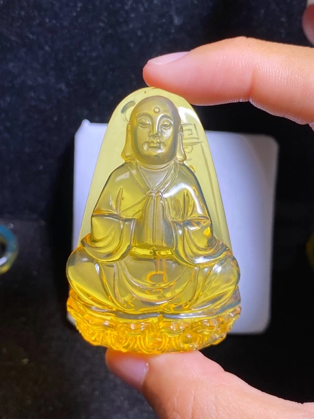 高蓝净水一心向佛