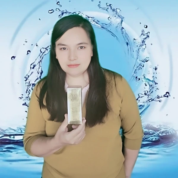 姑莉热粉底液 Gul Era Akartix Meyi 姑莉热 奈紫密女神