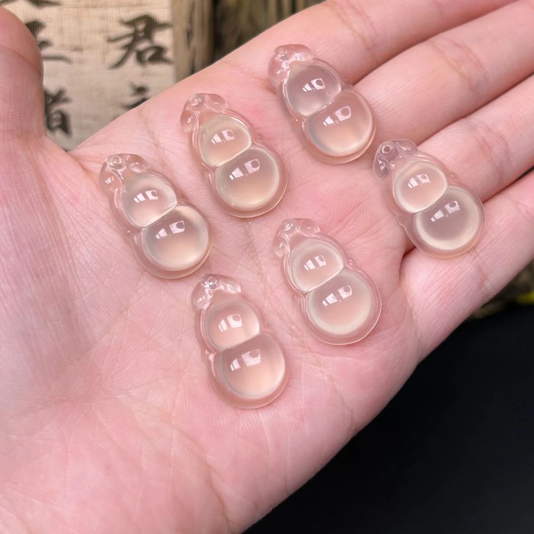 天然玛瑙玉髓冰种葫吊坠女士辅路玉坠高冰女款玉石挂坠