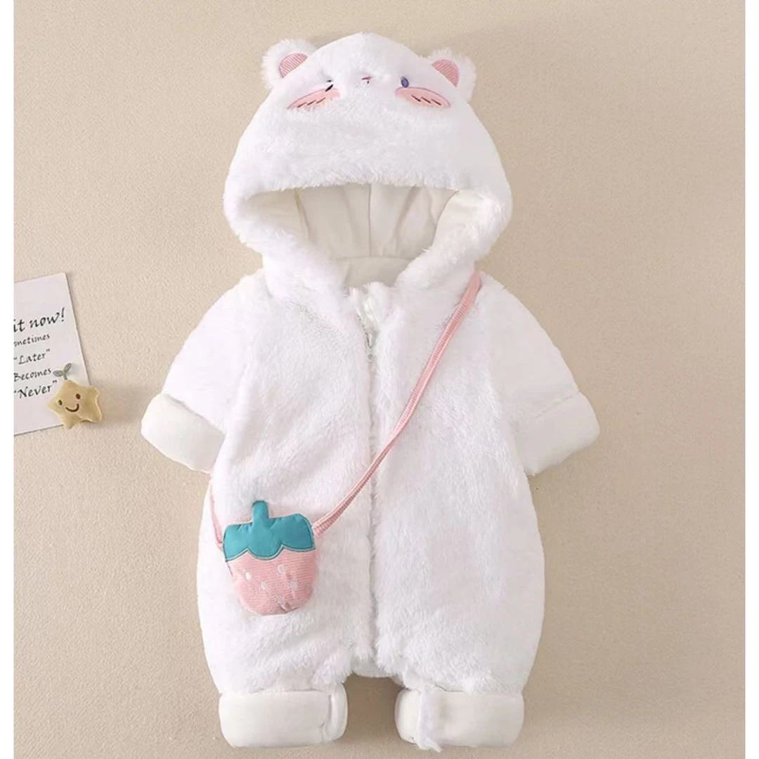 婴幼儿秋冬季女宝宝哈衣草莓熊毛毛兔子连体爬服外出抱服儿童女童
