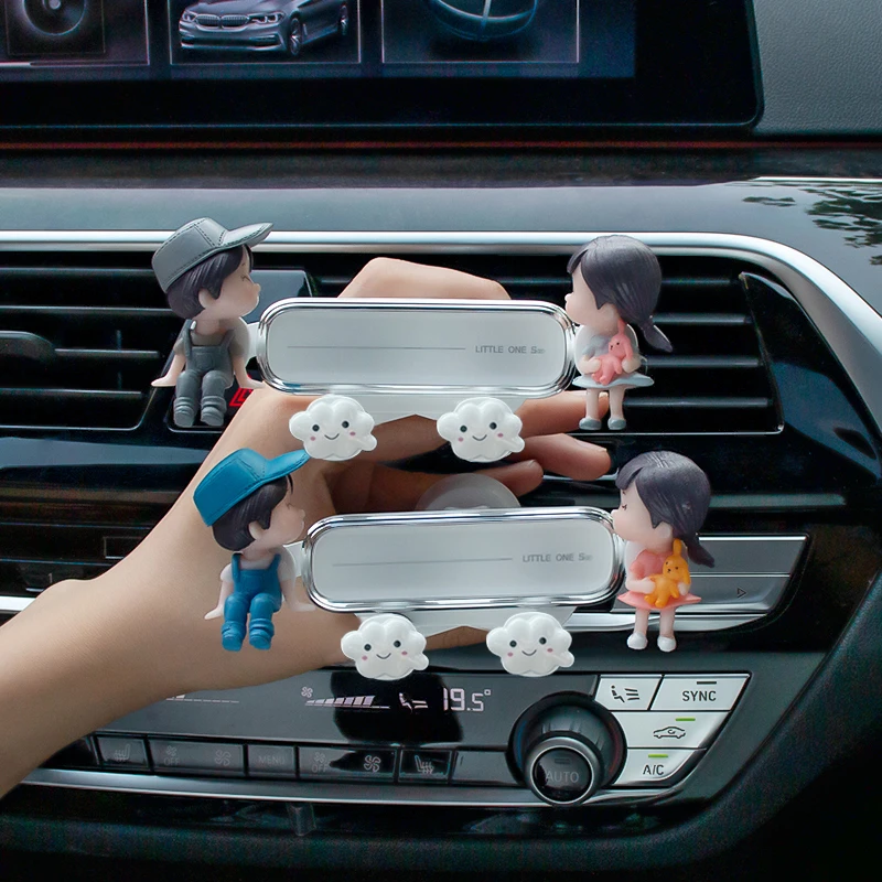 2024新款车载手机支架创意卡通调节车内出风口导航车用支撑架通用