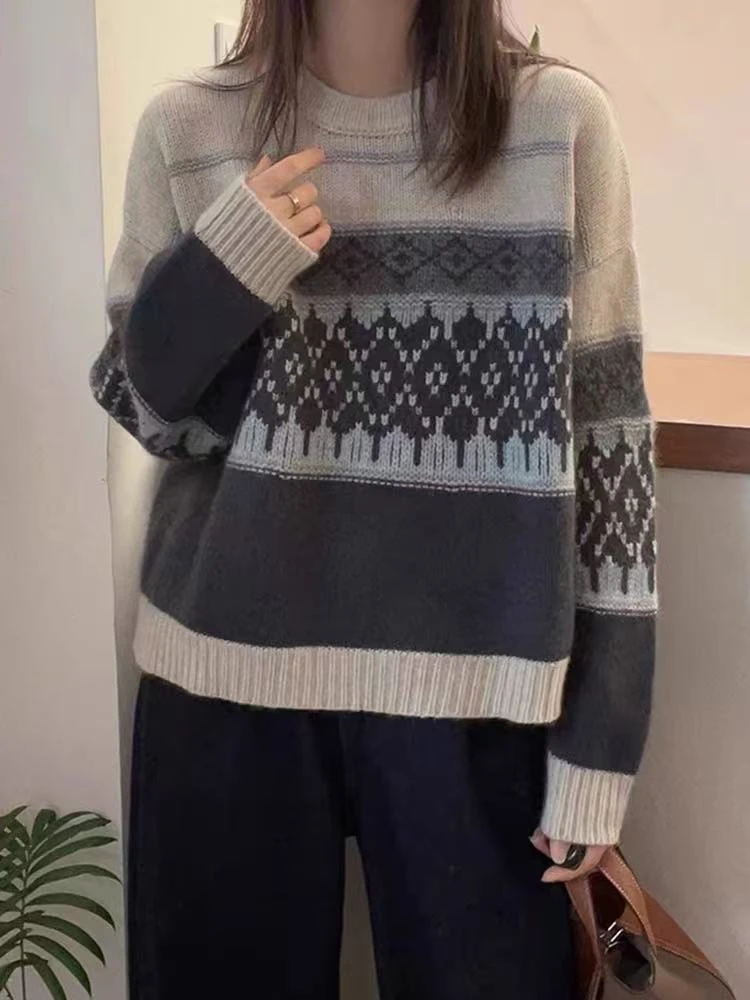 /蓝灰费尔岛/秋冬新款复古花纹针织衫女软糯毛衣上衣92925