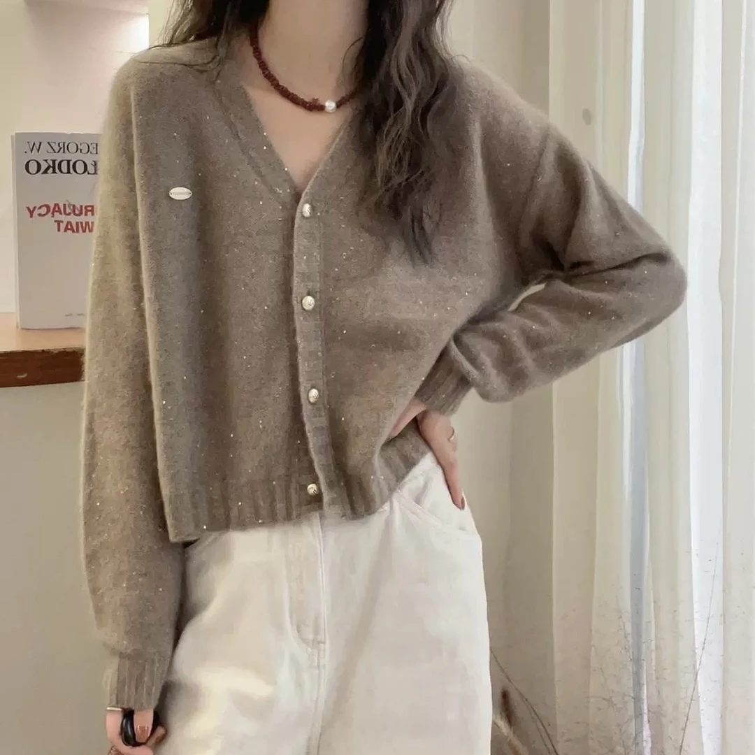 /卡其星空开衫/简约V领单排扣胸口定标亮片针织衫开衫19010