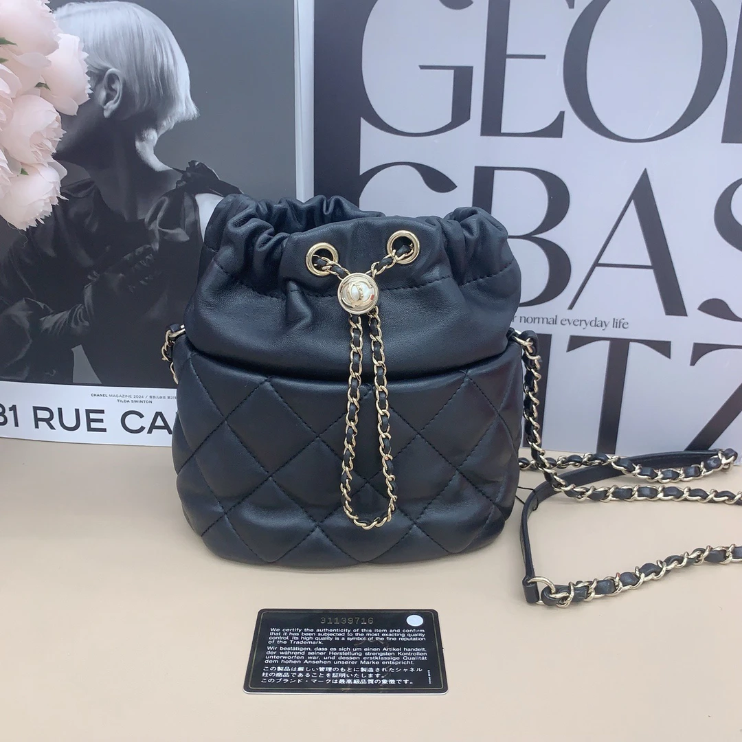 95新 Chanel/香奈儿 奢物瑾选 21s羊皮水桶包31开有身份卡公价2.8