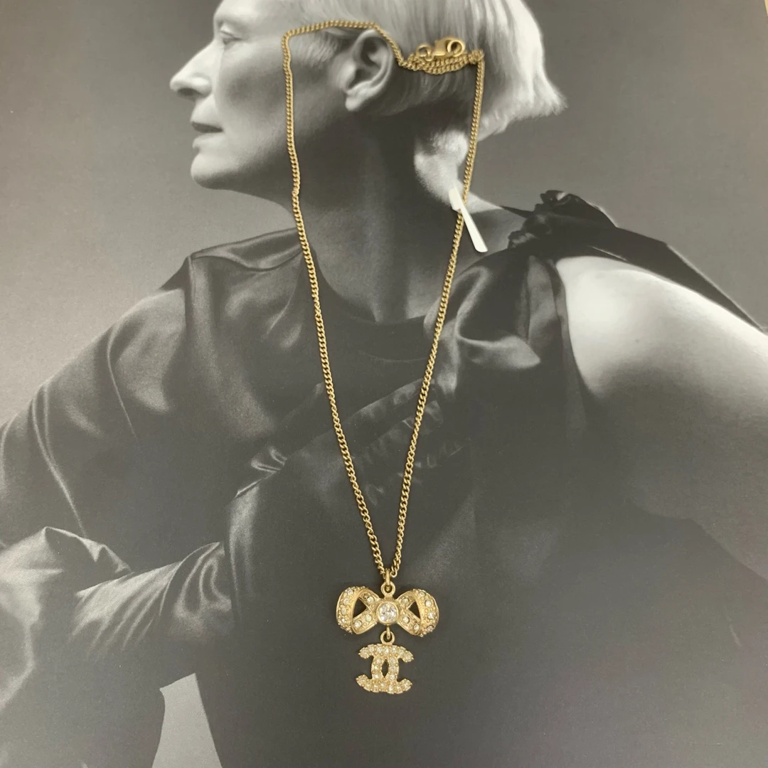 95新 Chanel/香奈儿 奢物瑾选 满钻蝴蝶双c项链时尚百搭金色坠链