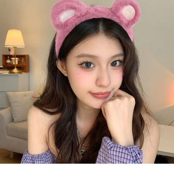 【9.9元2个】草莓熊毛绒发箍女秋冬洗脸防滑猫耳朵头饰可爱甜美