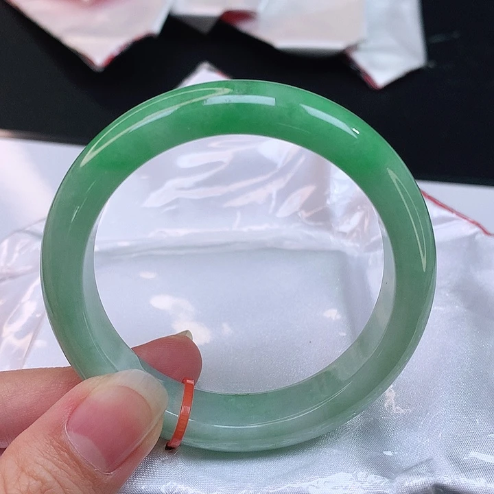 翡翠手镯未镶嵌435天然翡翠A货