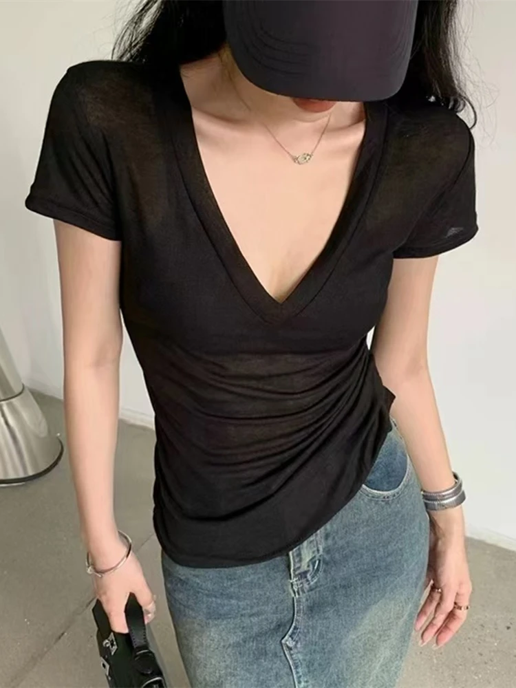 纯欲风辣妹微透黑色v领正肩短袖t恤女夏季薄款小心机低领锁骨上衣