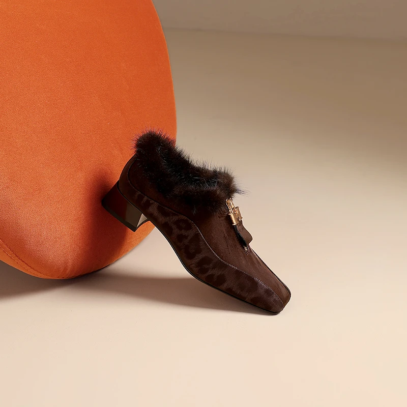 AMEINOR艾瑂儿2024年冬季新款加绒保暖时尚豹纹真皮方头粗跟单鞋