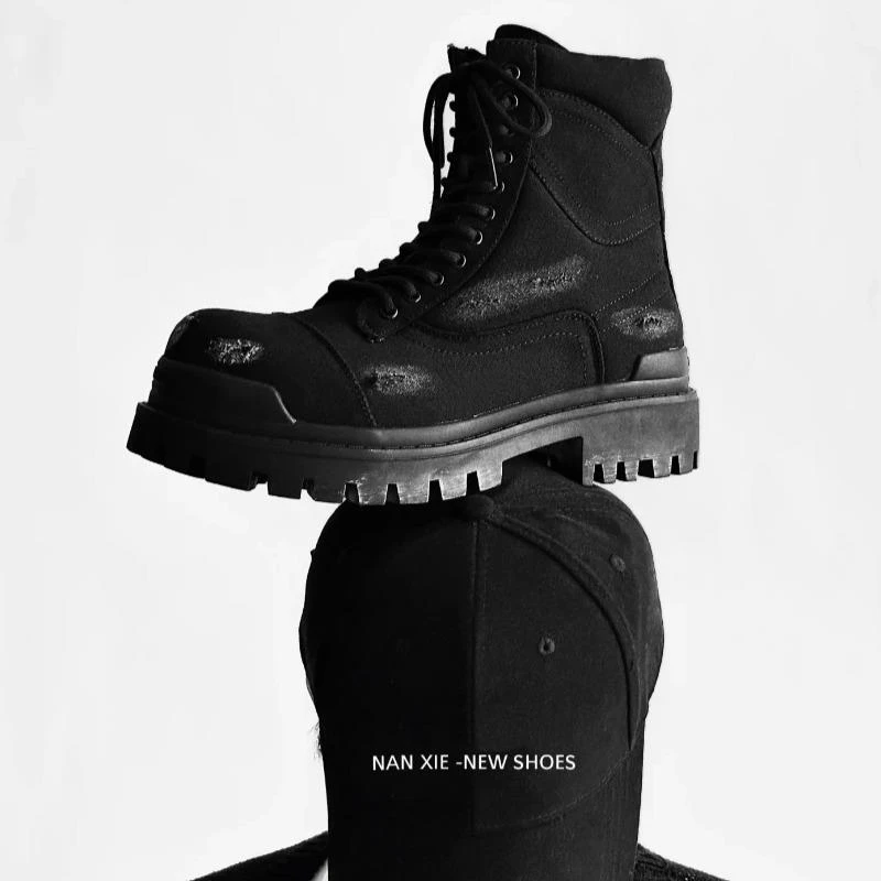 巴黎废土风马丁靴男高帮英伦机车工装靴厚底小众做旧黑色帆布靴子