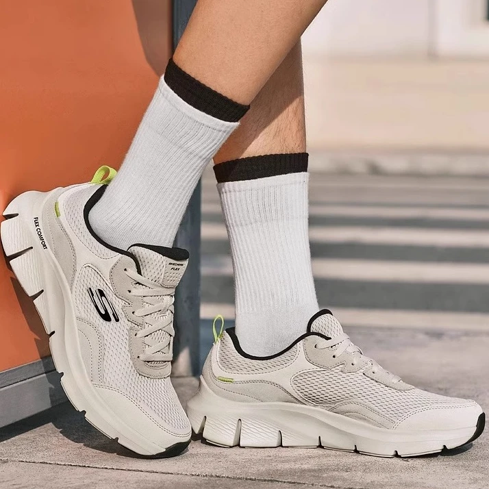 Skechers斯凯奇秋新款男运动休闲鞋厚底增高舒适时尚健步鞋232685