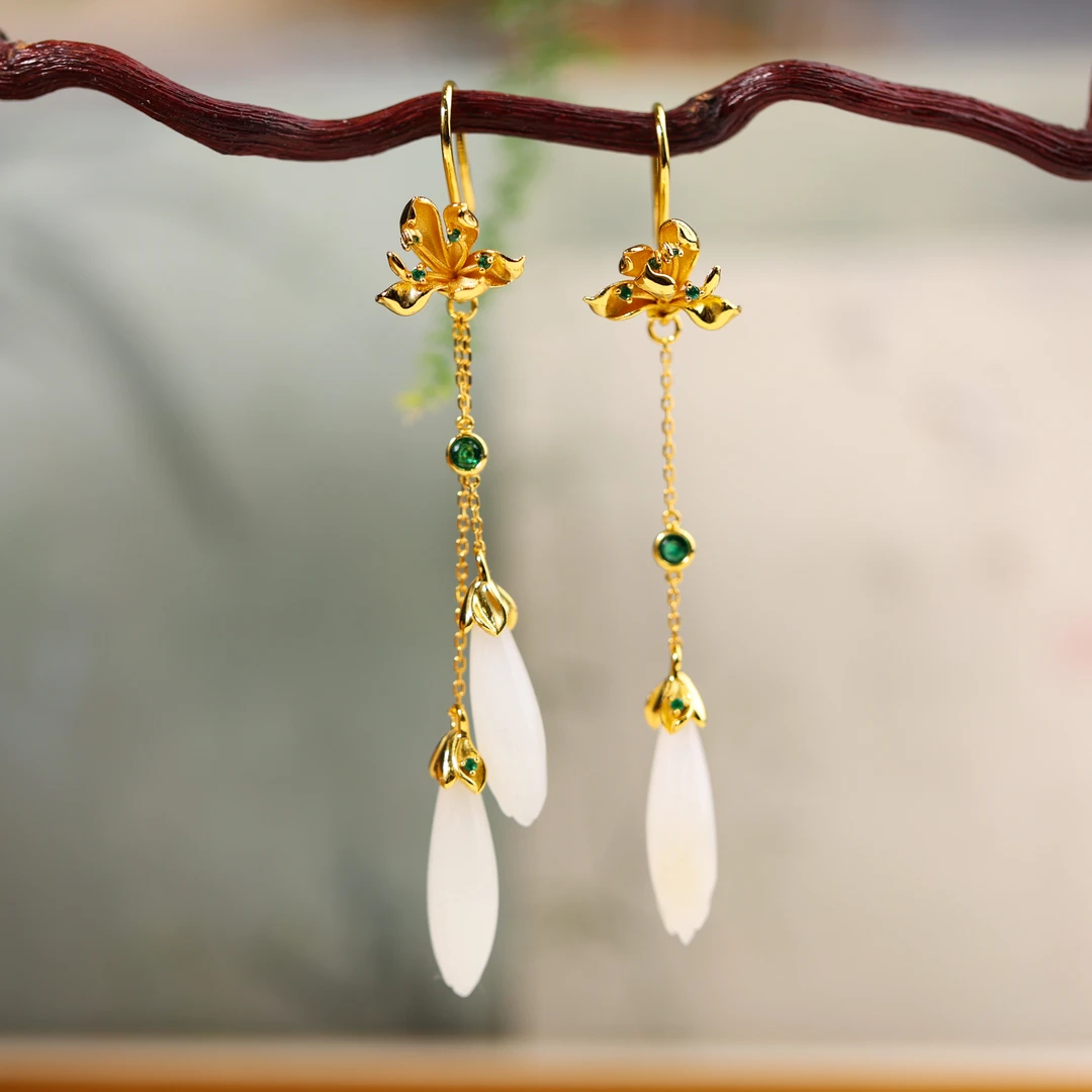 【兰倚】原创国风新中式定制 s925银镶玉兰和田耳饰