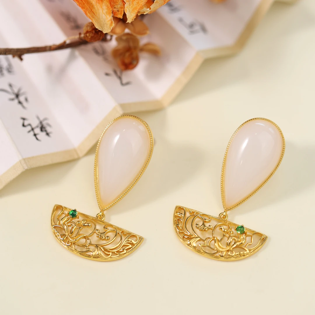 【月白】小轻奢原创国风定制925银镶嵌和田水滴耳饰