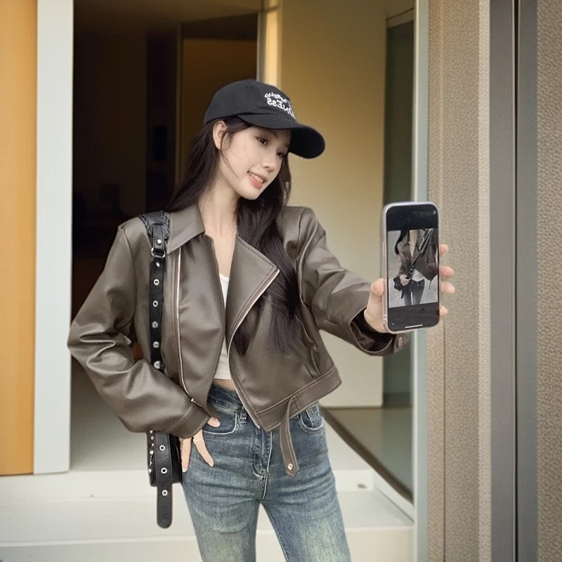 翻领pu网红外套女春季2024新款复古短款宽松帅气炸街长袖机车服潮