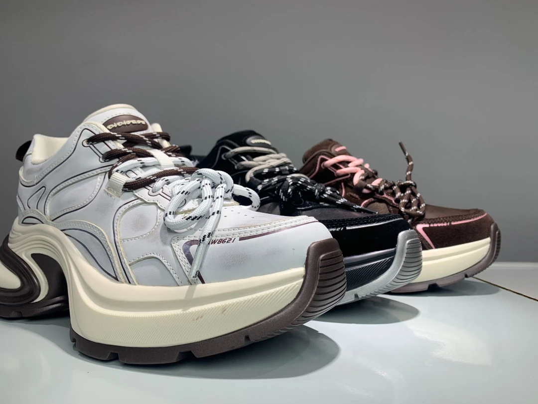 [兮希] 时尚女装四季百搭潮流檫皮色运动老爹鞋  Y2406-5