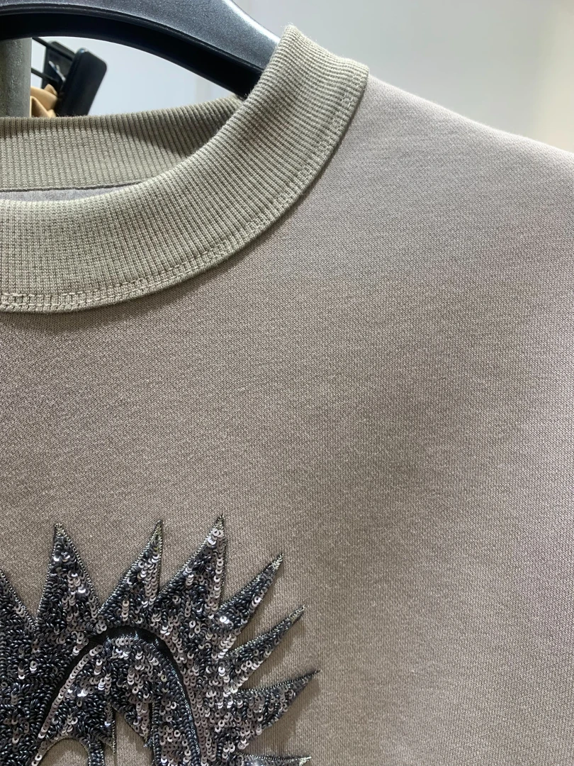 [兮希] 时尚女春秋休闲洋气小猫图案亮片卫衣  ZK089