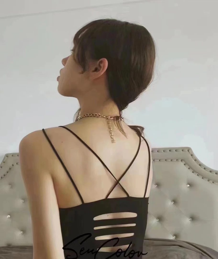 6029  交叉肩带一体背心