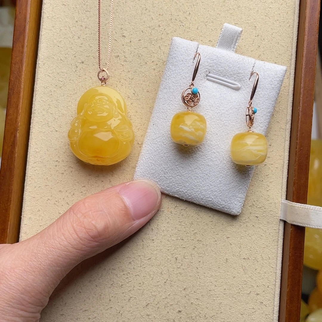 【闪购商品】蜜蜡颈饰未镶嵌c**a