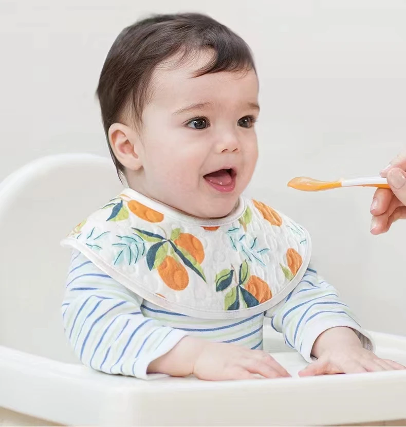 新生婴儿柔软大号卡通防水围嘴围兜新生儿A类