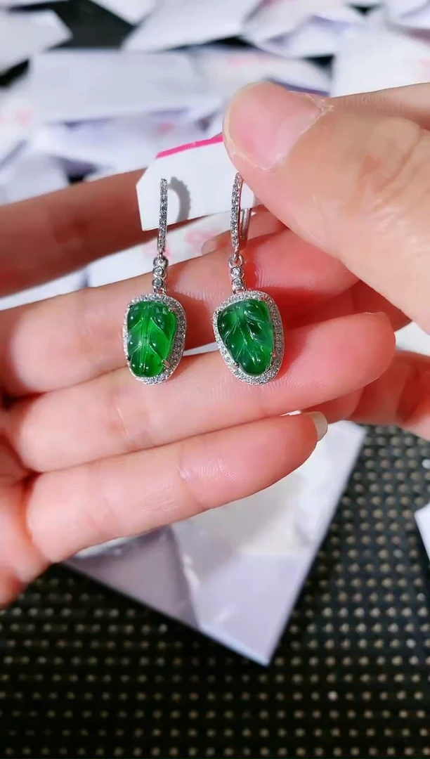 【闪购商品】翡翠耳饰银S925镶嵌352