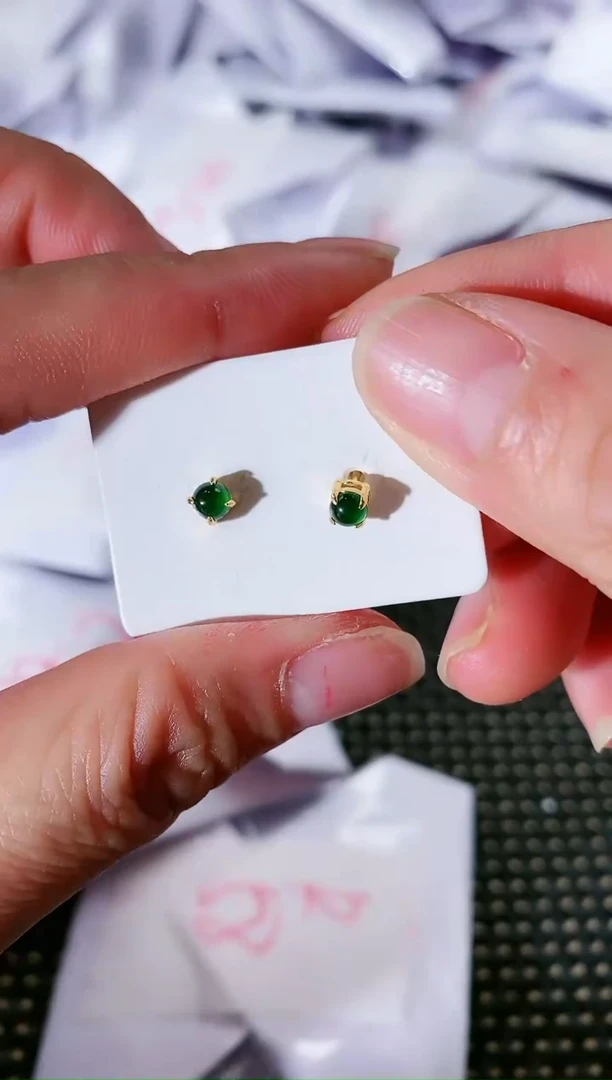 【闪购商品】翡翠耳饰银S925镀金镶嵌172