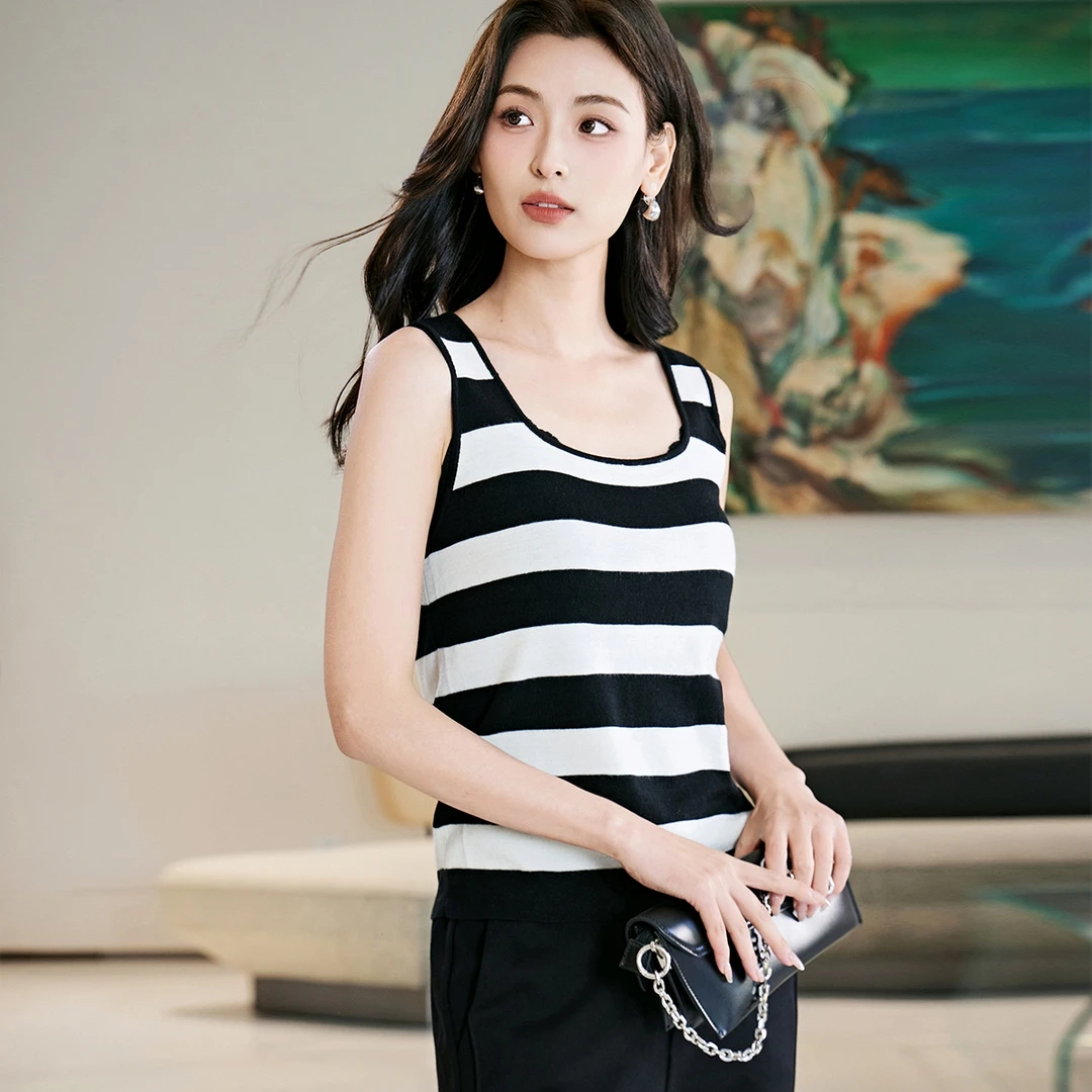 【达人专属】2024春季新款时尚背心U267151