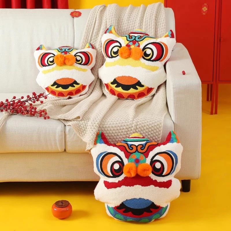 国潮刺绣新年抱枕发财中式中国风醒狮毛巾绣丝绒抱枕贺岁抱枕沙发