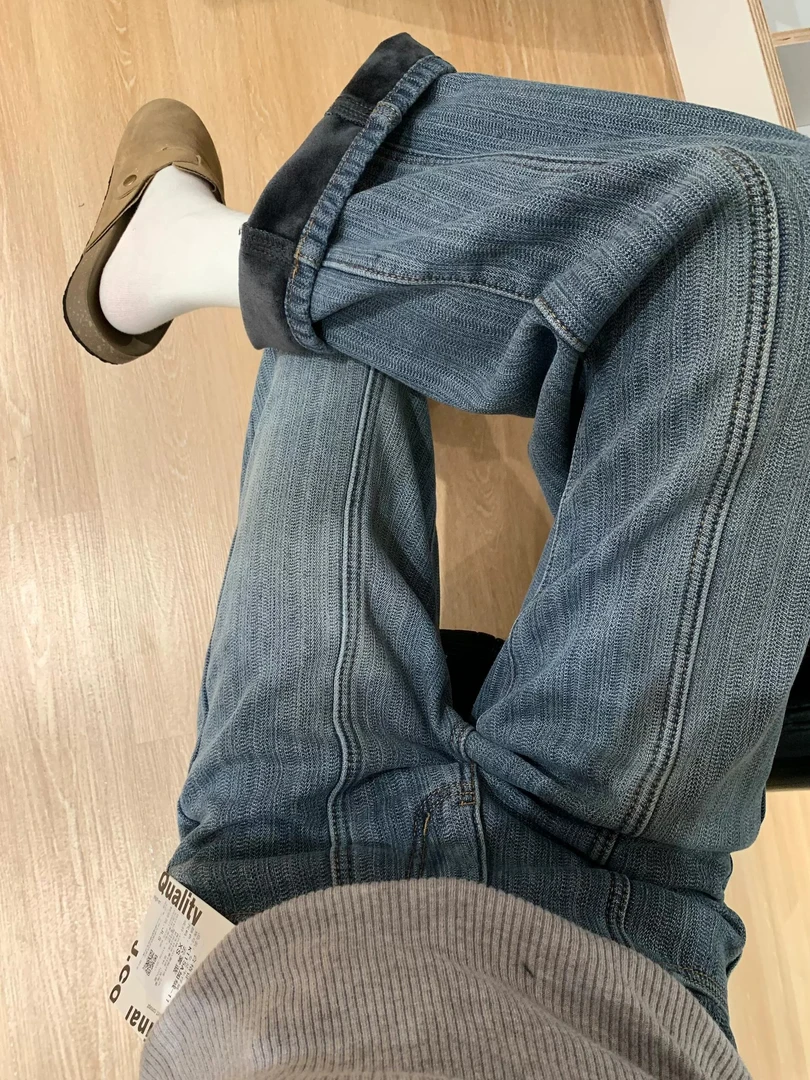 设计感纹理加绒宽松直筒牛仔裤女秋冬新款美式复古蓝高腰显瘦大码