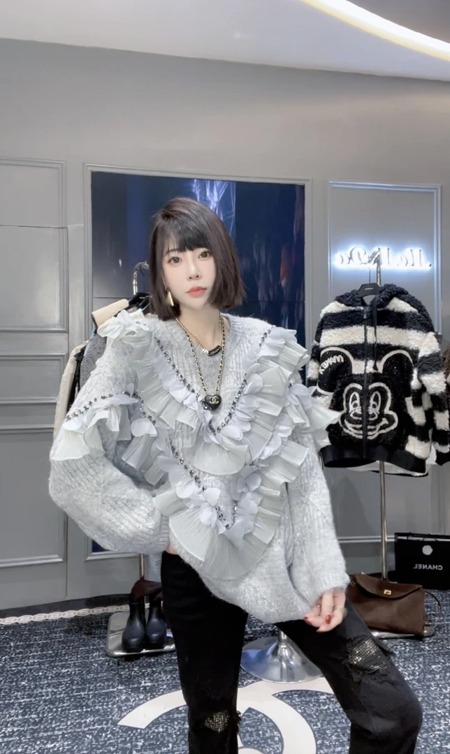 欧货重工镶钻蕾丝荷叶边毛衣女新款宽松中长款针织衫上衣702