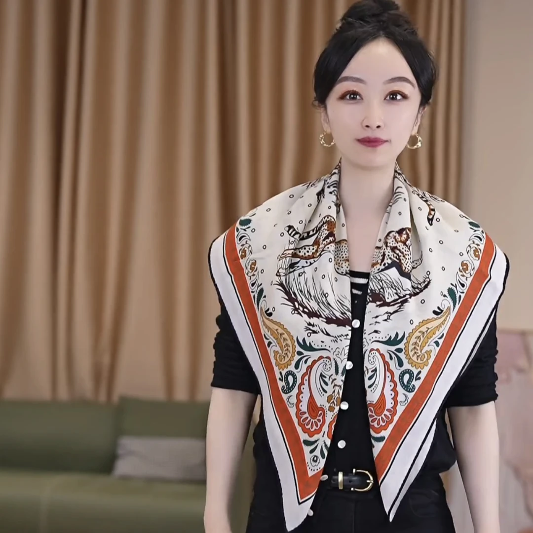 桑蚕丝+羊毛85中方巾女士百搭秋冬季披肩丝毛围巾猎豹