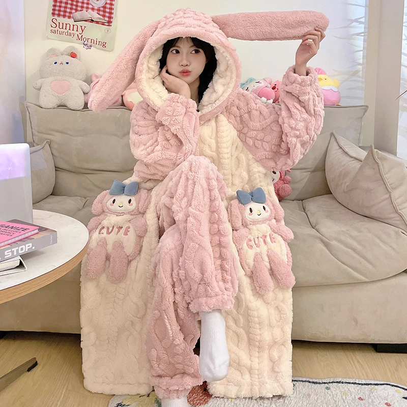 美乐蒂秋冬季珊瑚绒睡衣女新款加厚法兰绒睡袍家居服保暖套装冬天