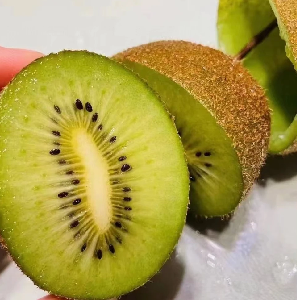 【吃货家优选】绿心猕猴桃一箱12粒