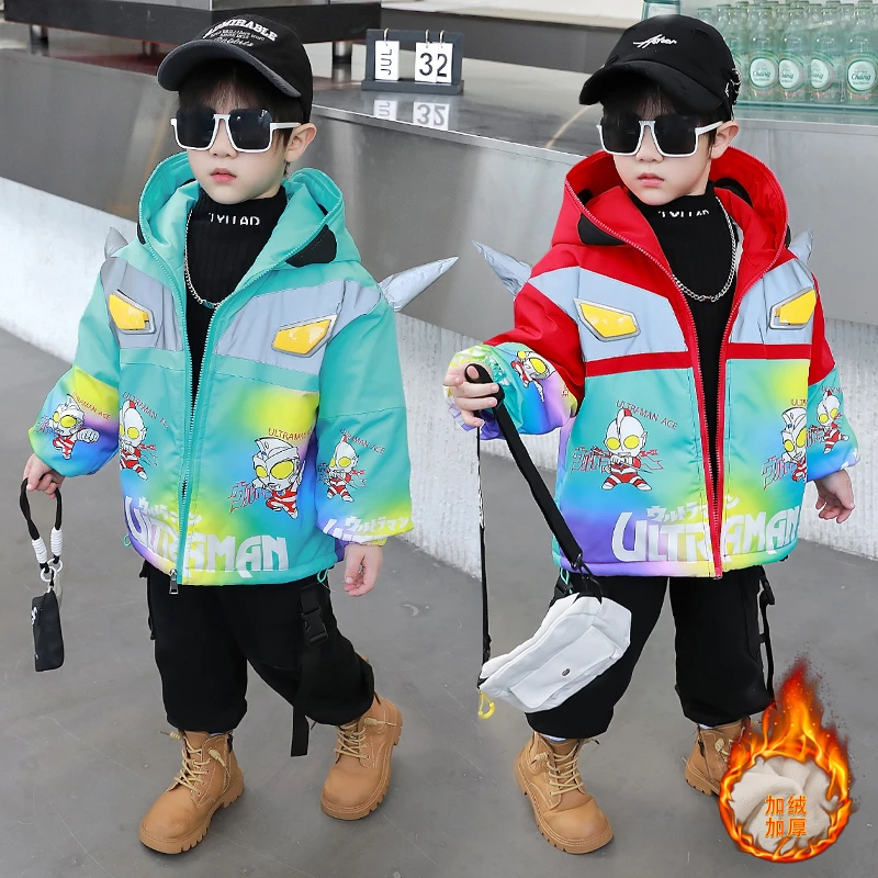 儿童洋气加绒加厚保暖秋冬牛角反光连帽奥特曼冬季外套