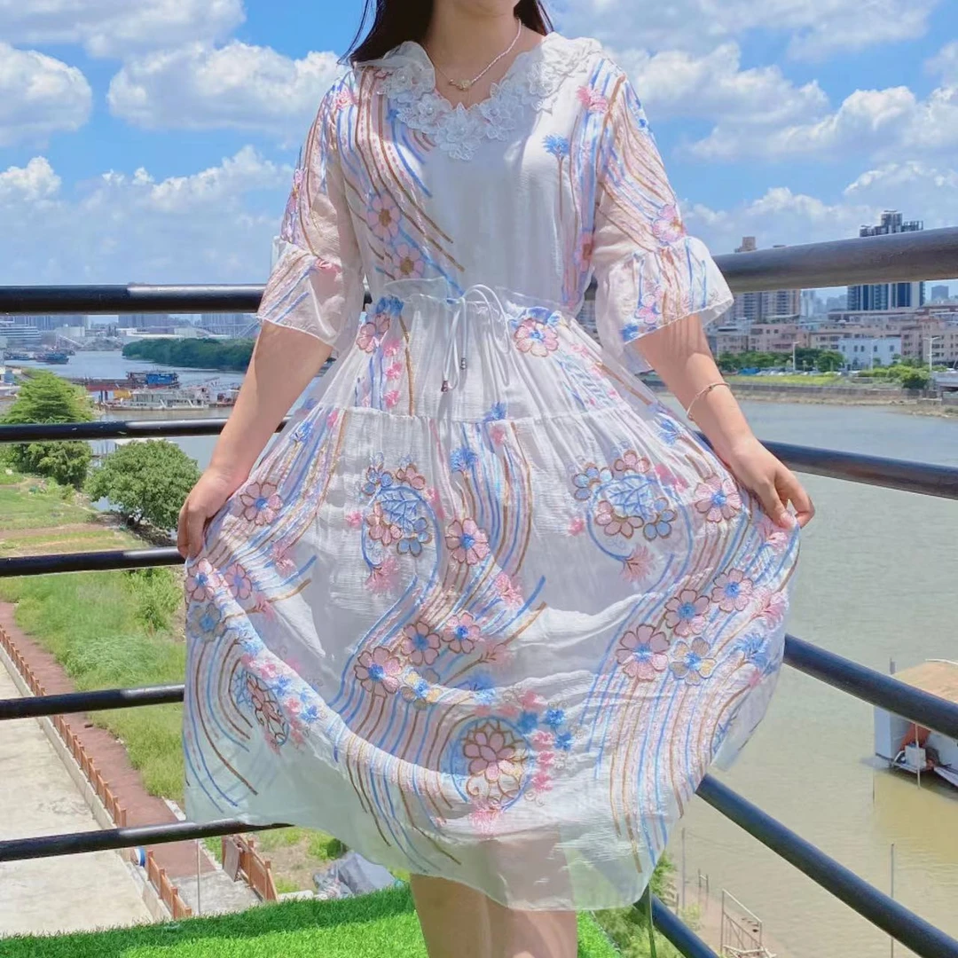 【繁花似锦】2024新款连帽春天仙女裙收腰气质刺绣大码连衣8927