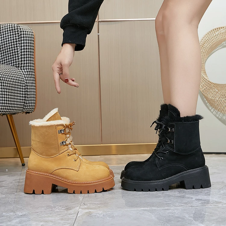 2024冬季新款加绒保暖厚底增高时尚百搭马丁靴TC2589