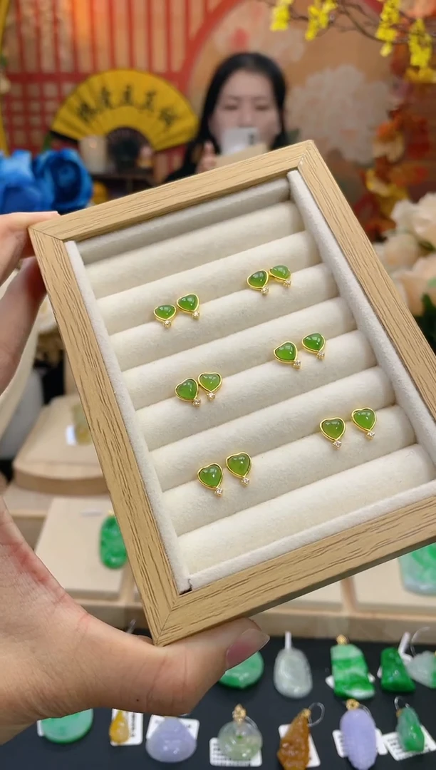 【闪购商品】和田玉颈饰银S925镶嵌多样性发货 发其一