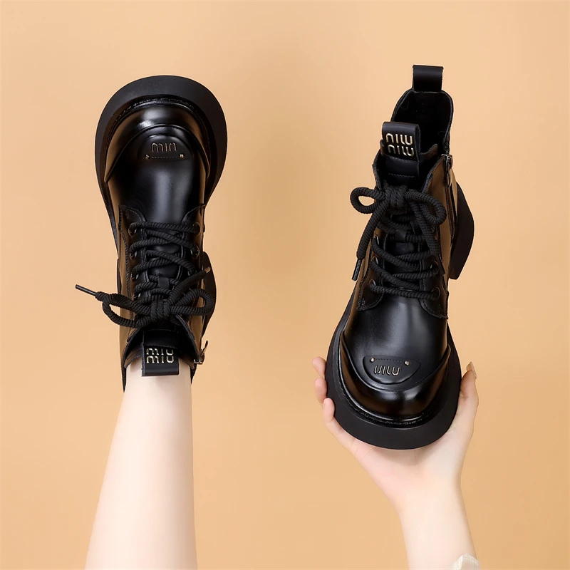 软皮厚底马丁靴女显瘦百搭2024秋季秋冬软底时尚加厚防滑爆款短靴