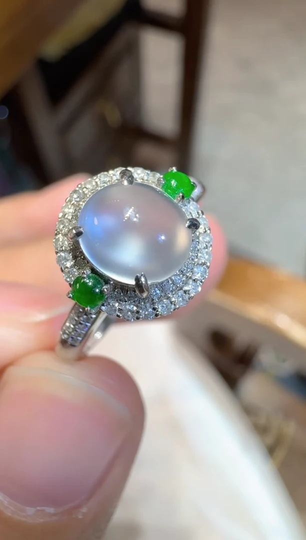 【闪购商品】翡翠戒指18K金镶嵌蛋面