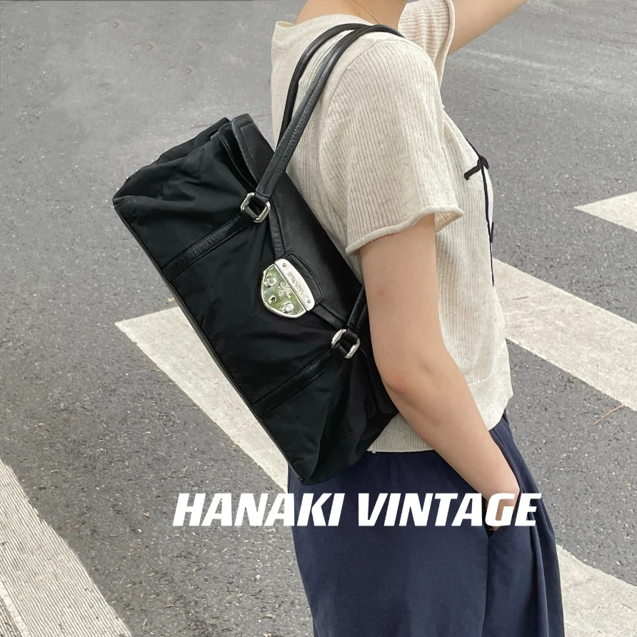 95新 Prada/普拉达 花绮中古/Prada普拉达尼龙法棍单肩包/95新