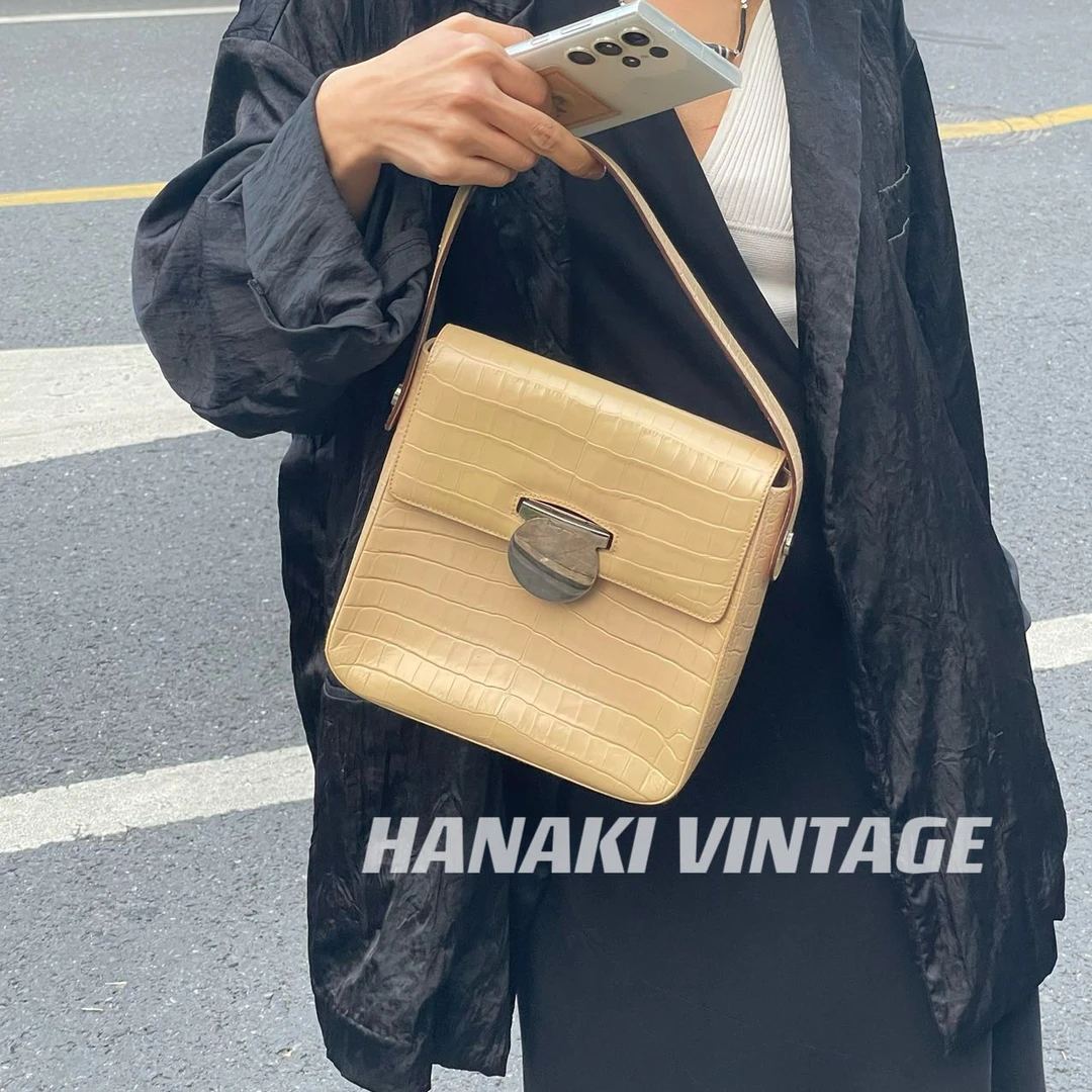 95新 FERRAGAMO/菲拉格慕 花绮中古/菲拉格慕方块手提斜挎包