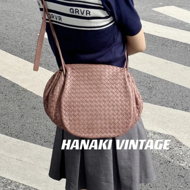 95新 BOTTEGA VENETA/葆蝶家 花绮中古/BV编织斜挎包