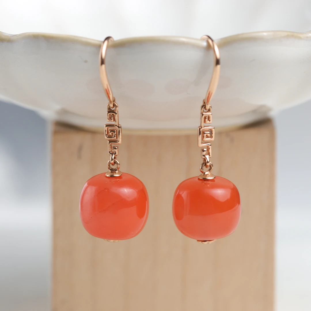 库茵 叭哒不惑 18K金南红耳饰(10-11mm)EG4789