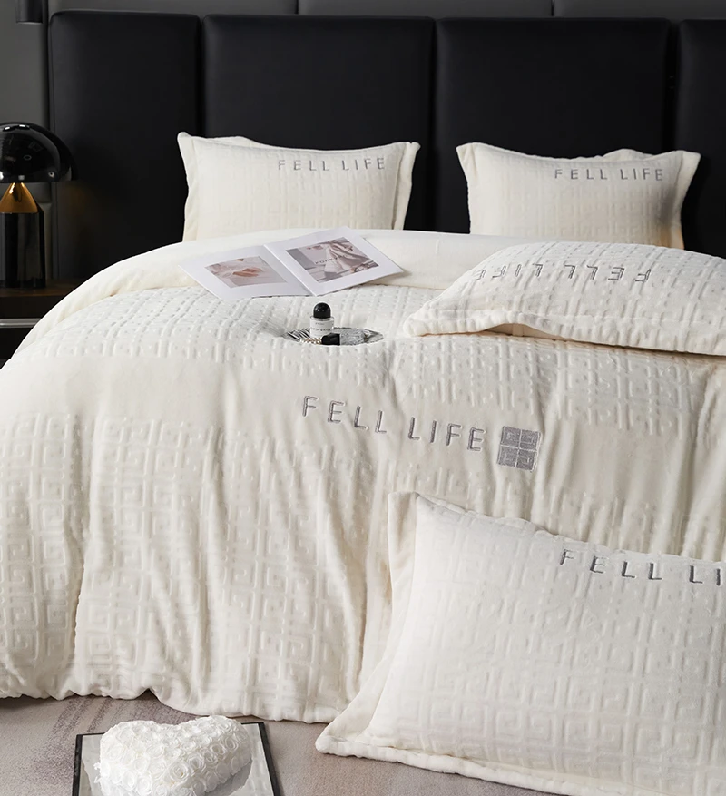 2023 新款10-11斤加厚床单加棉床盖欧式轻奢简约牛奶绒保暖四件套