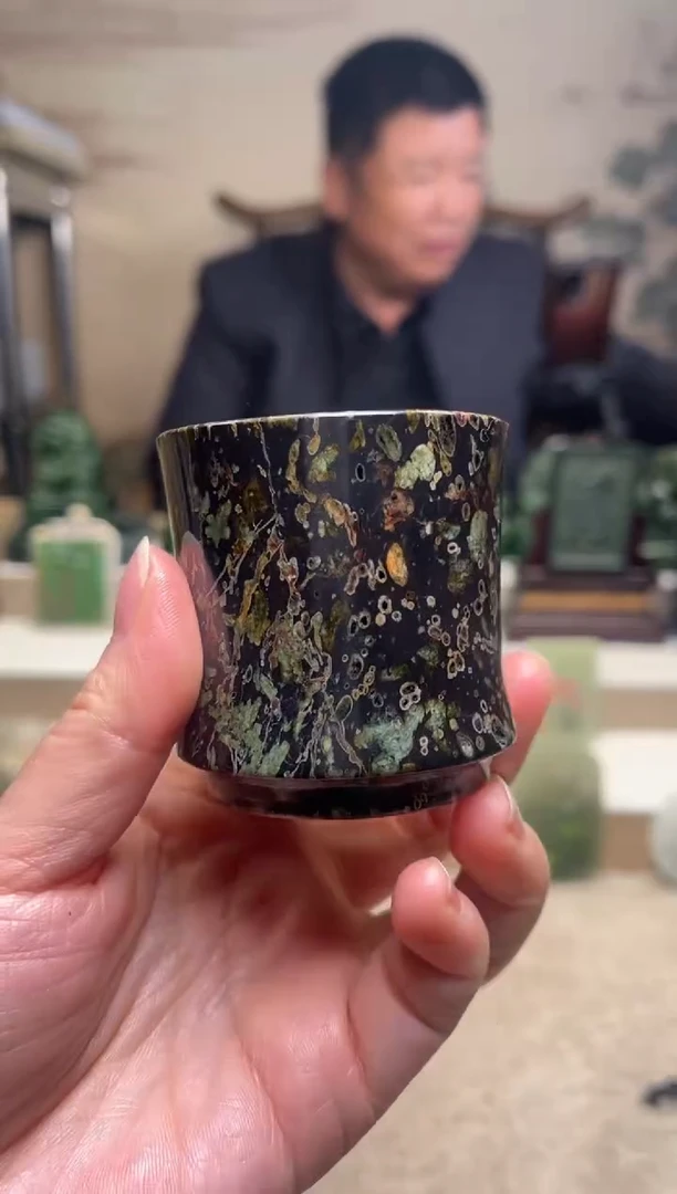 【闪购商品】安山玉杯子353